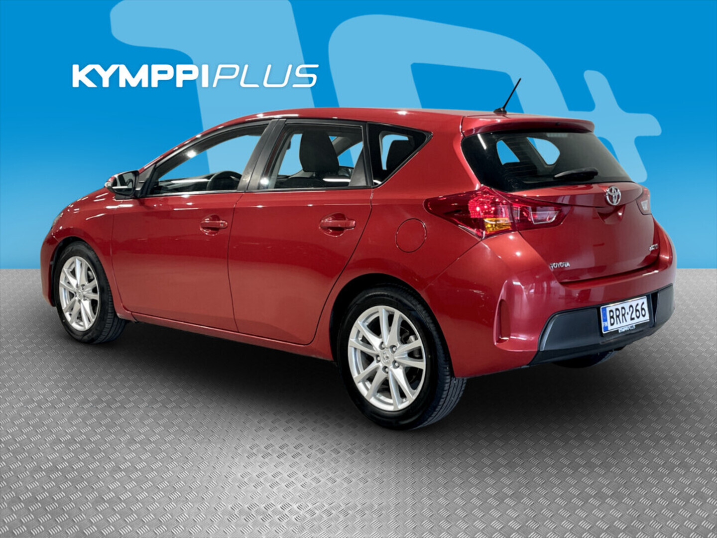 TOYOTA Auris 2014