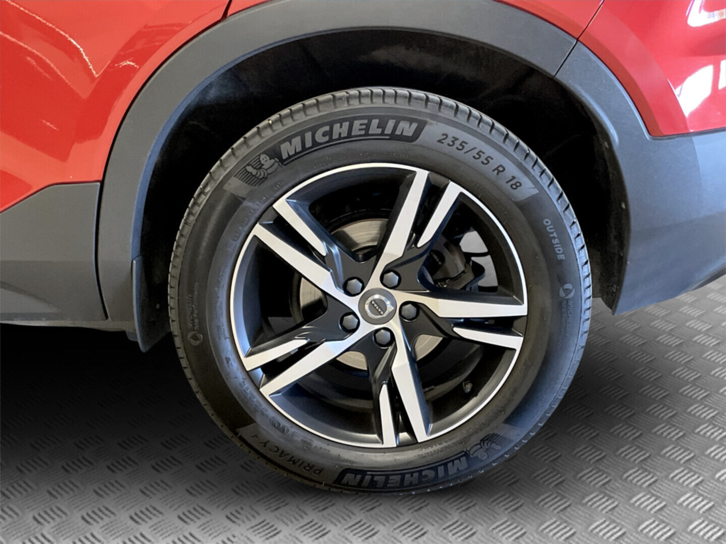 VOLVO XC40 2021