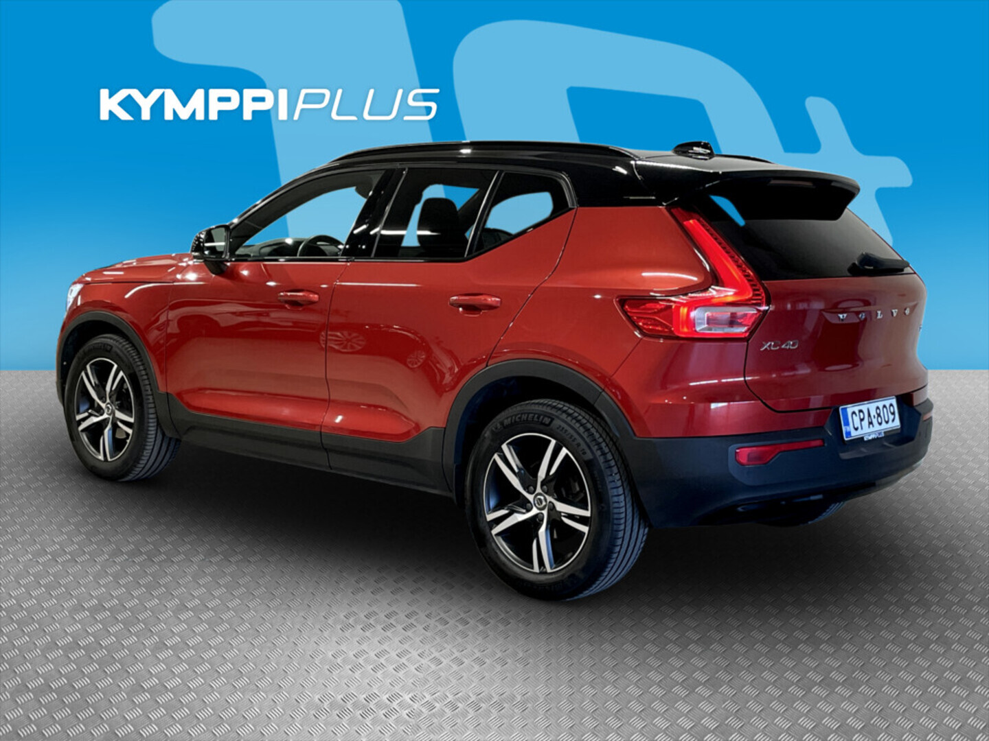 VOLVO XC40 2021