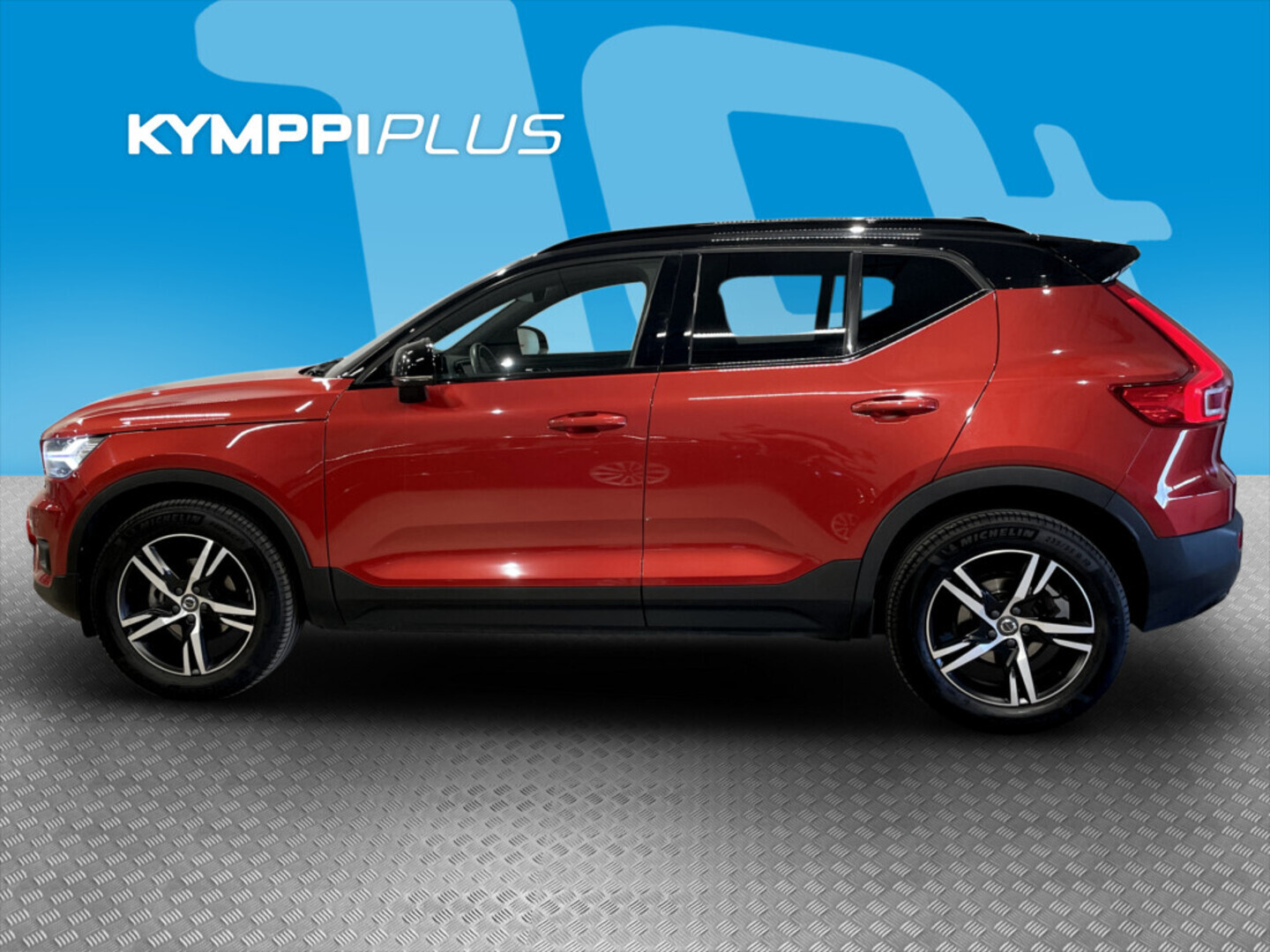 VOLVO XC40 2021