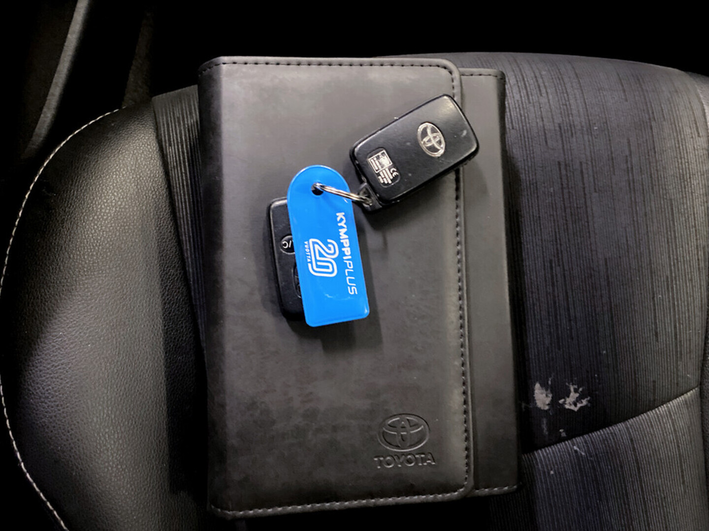TOYOTA Prius PHEV 2015