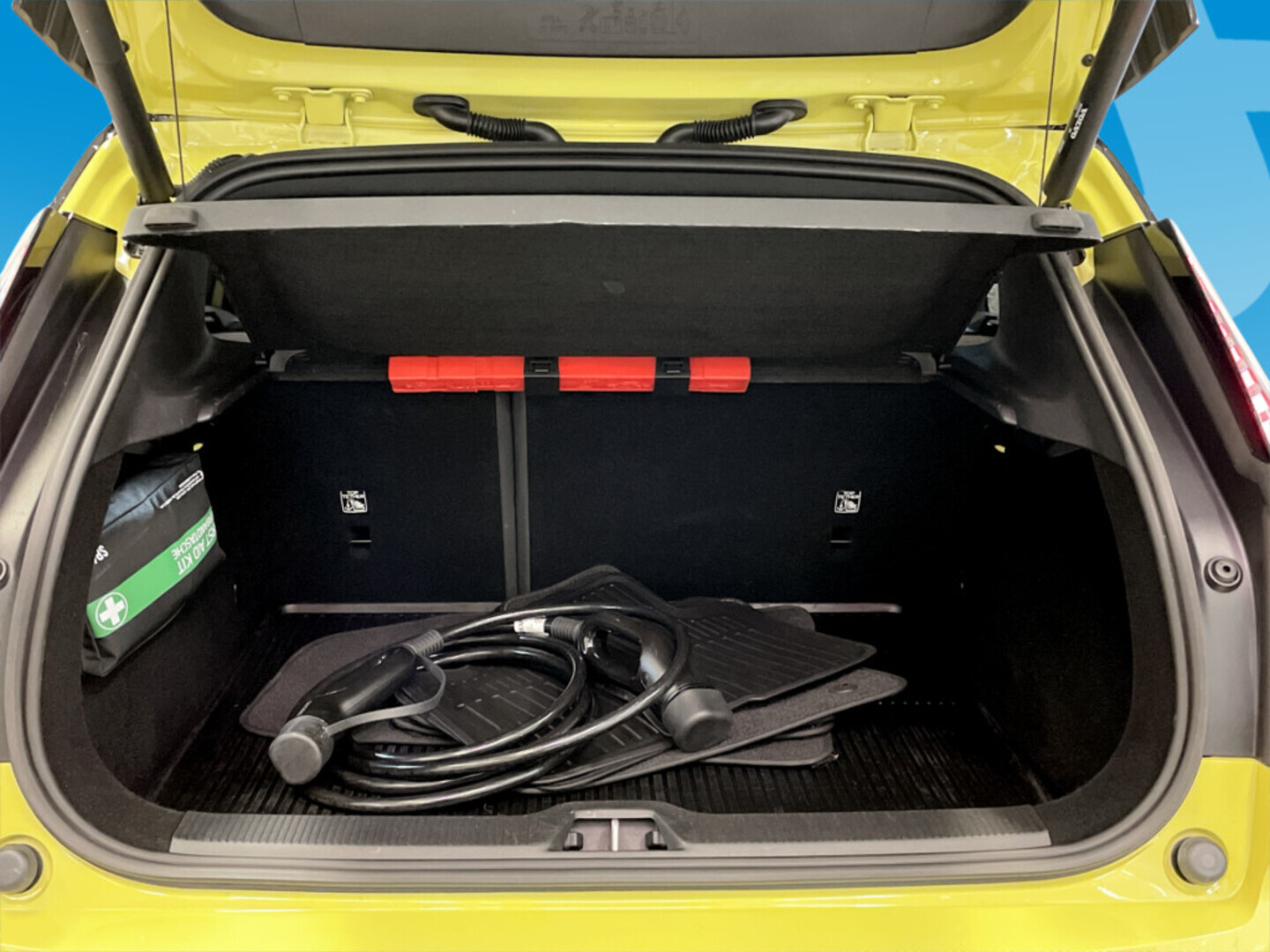 VOLVO EX30 2024