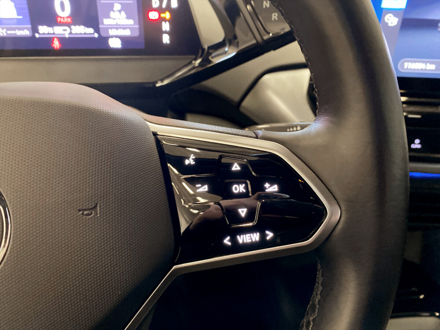 VOLKSWAGEN ID.4 2023