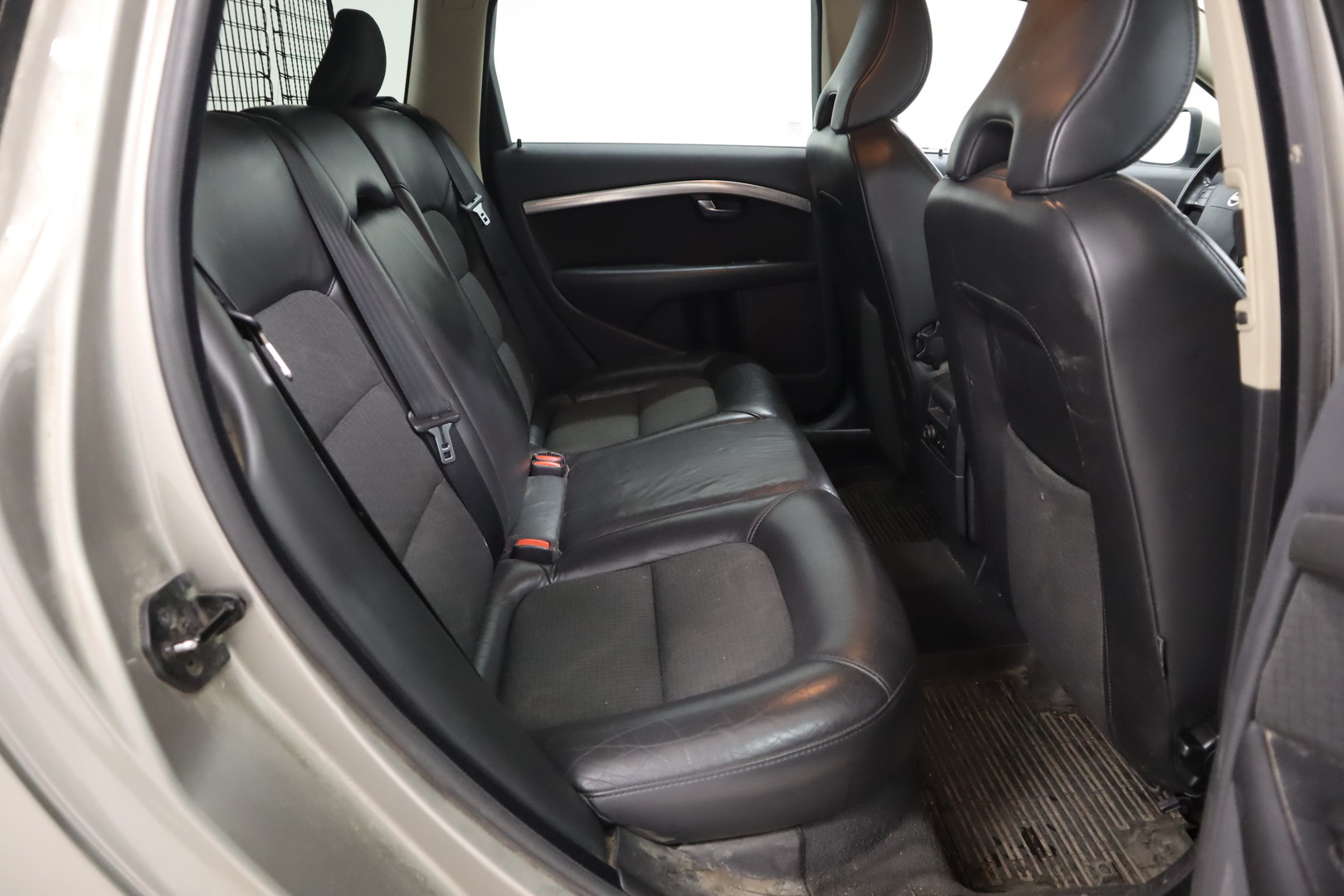 VOLVO V70 2008