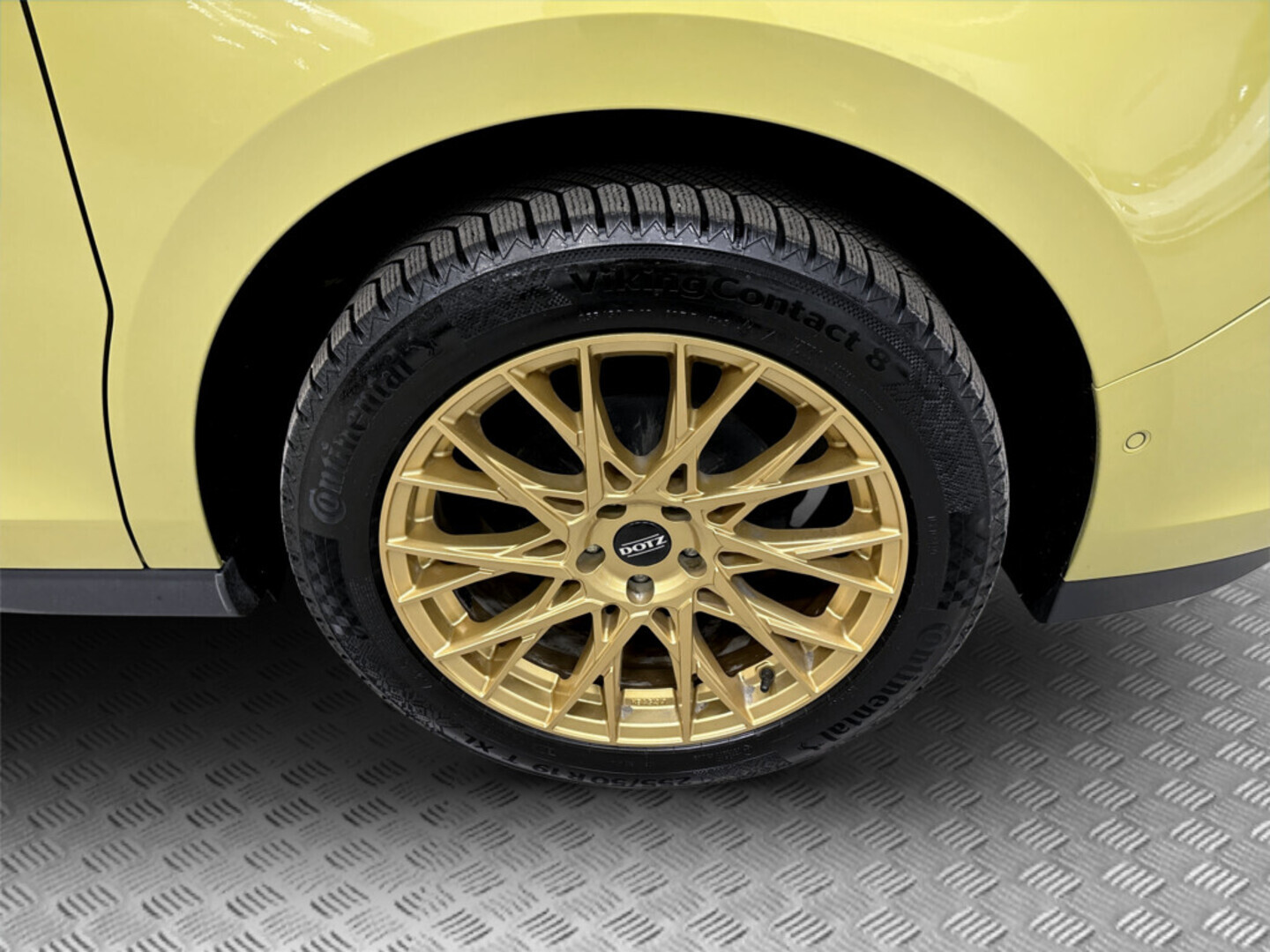 VOLKSWAGEN ID. Buzz 2023