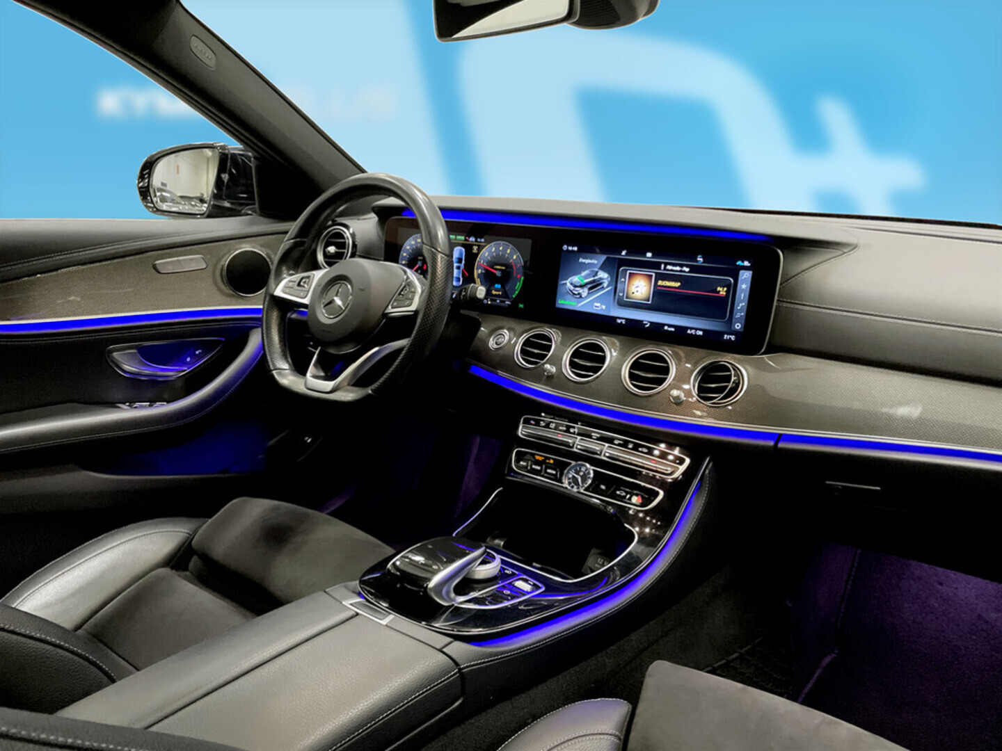 MERCEDES-BENZ E 2018