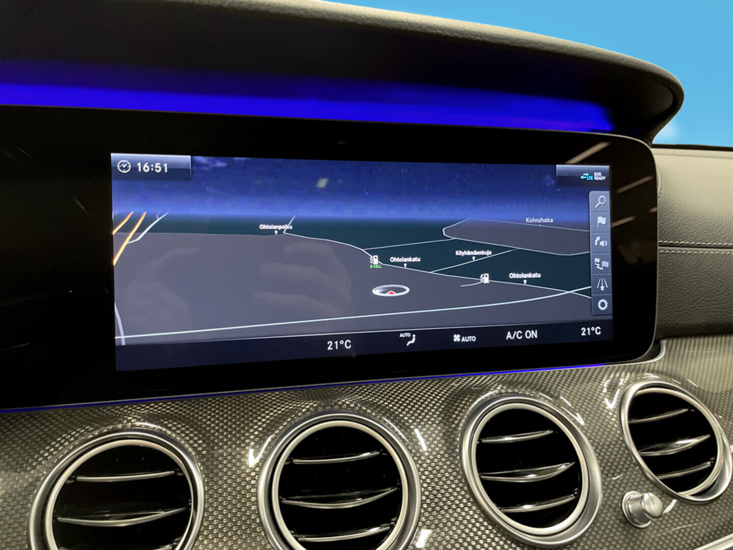 MERCEDES-BENZ E 2018