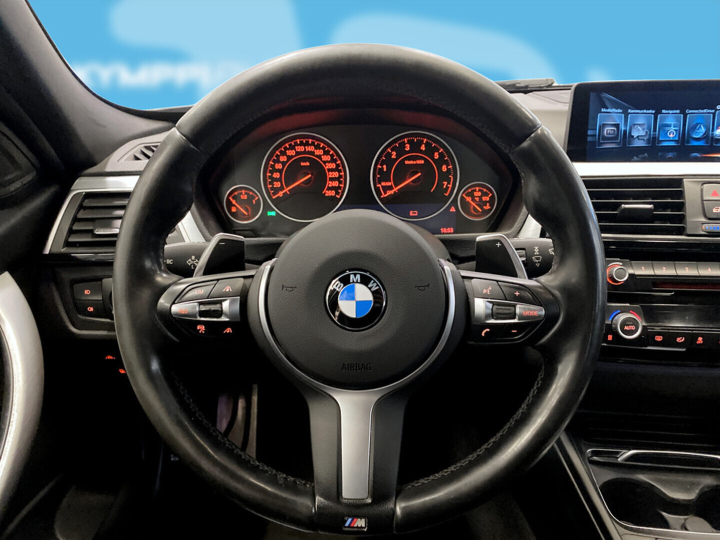 BMW 330 2017