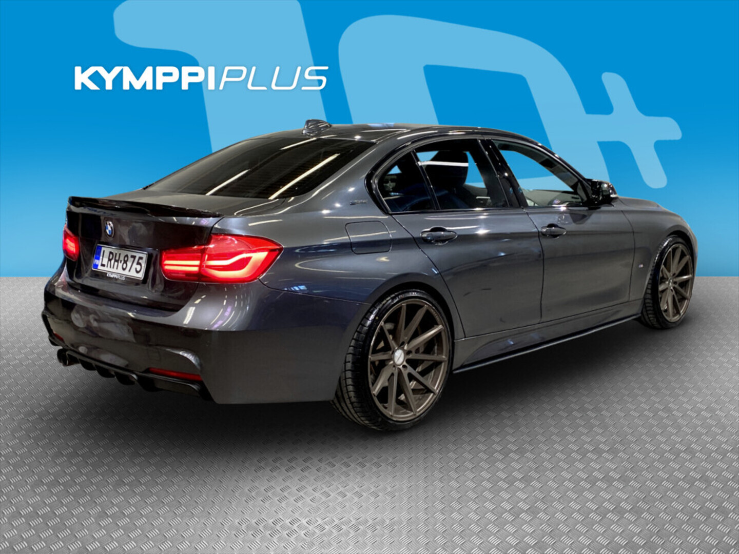 BMW 330 2017