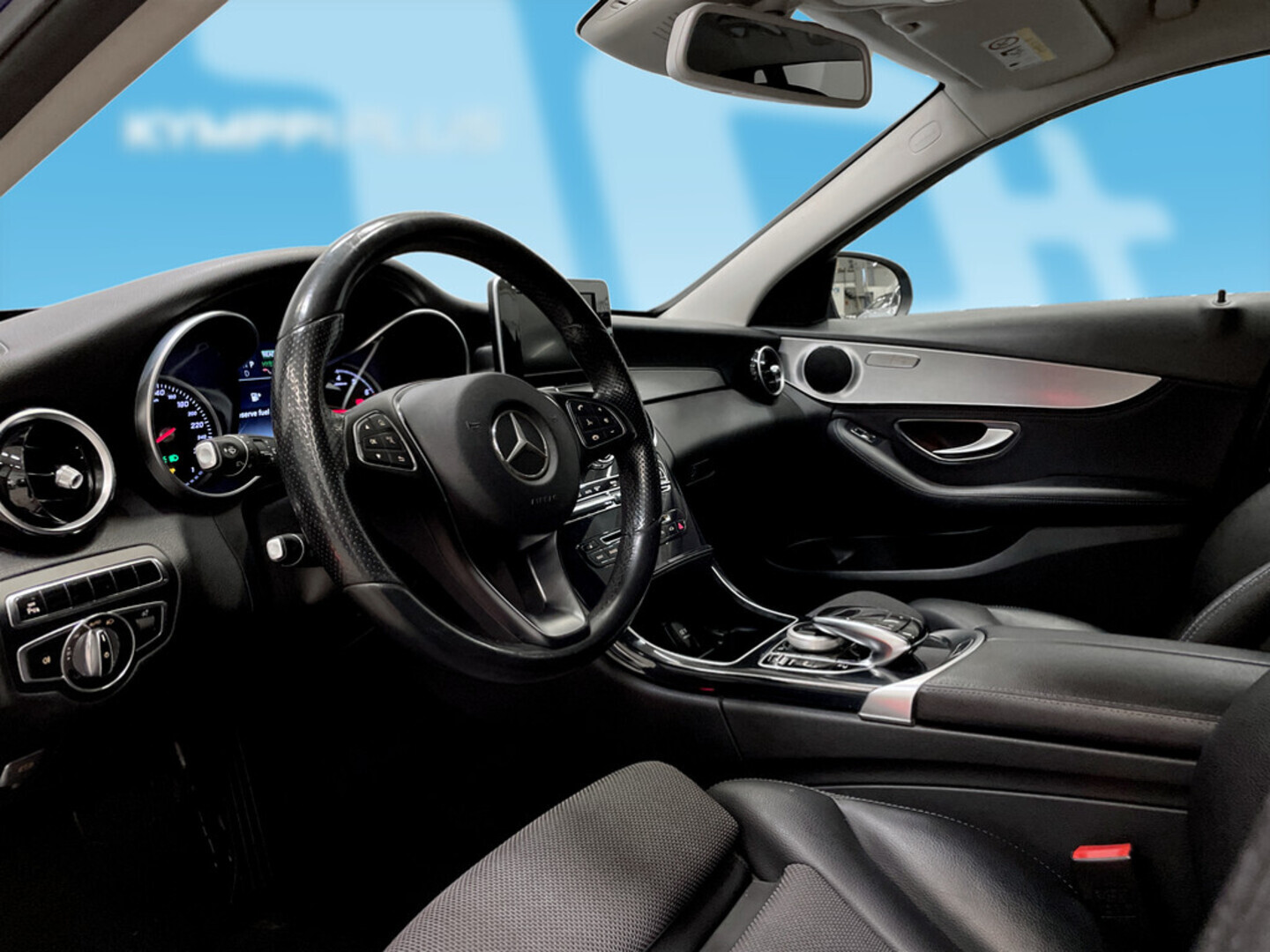 MERCEDES-BENZ C 2015