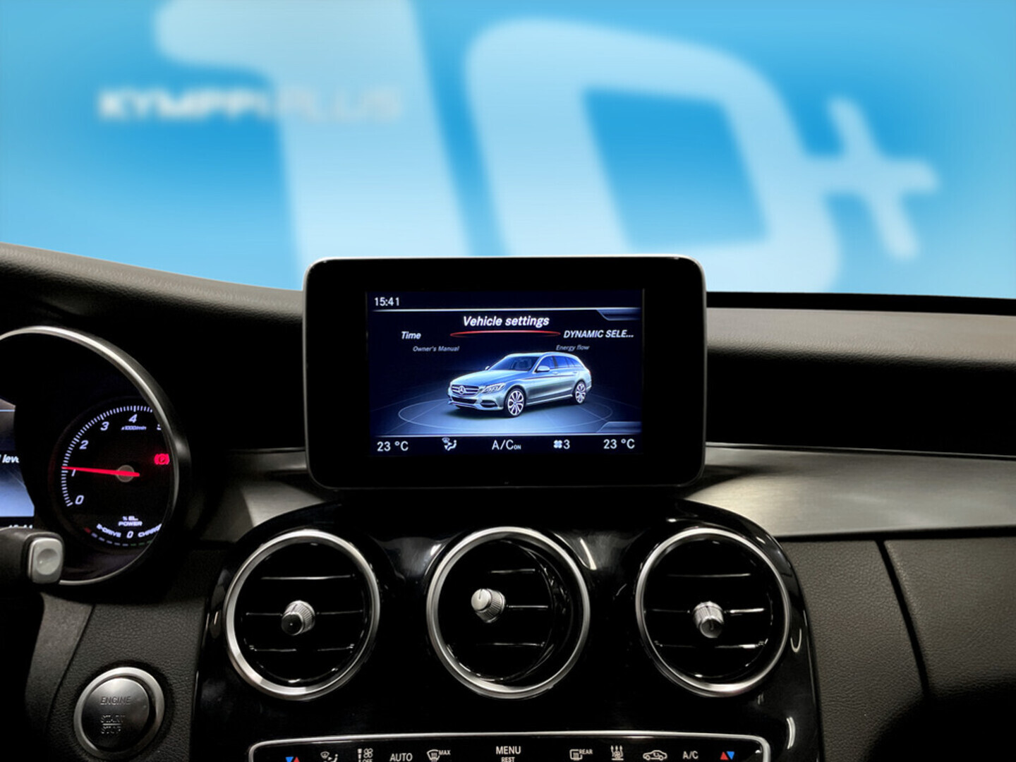 MERCEDES-BENZ C 2015