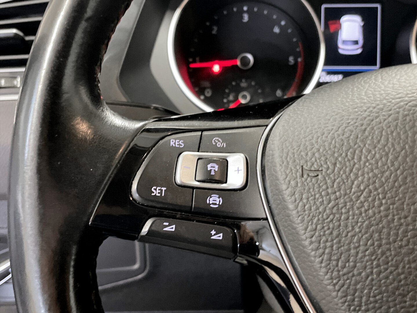 VOLKSWAGEN Tiguan 2019