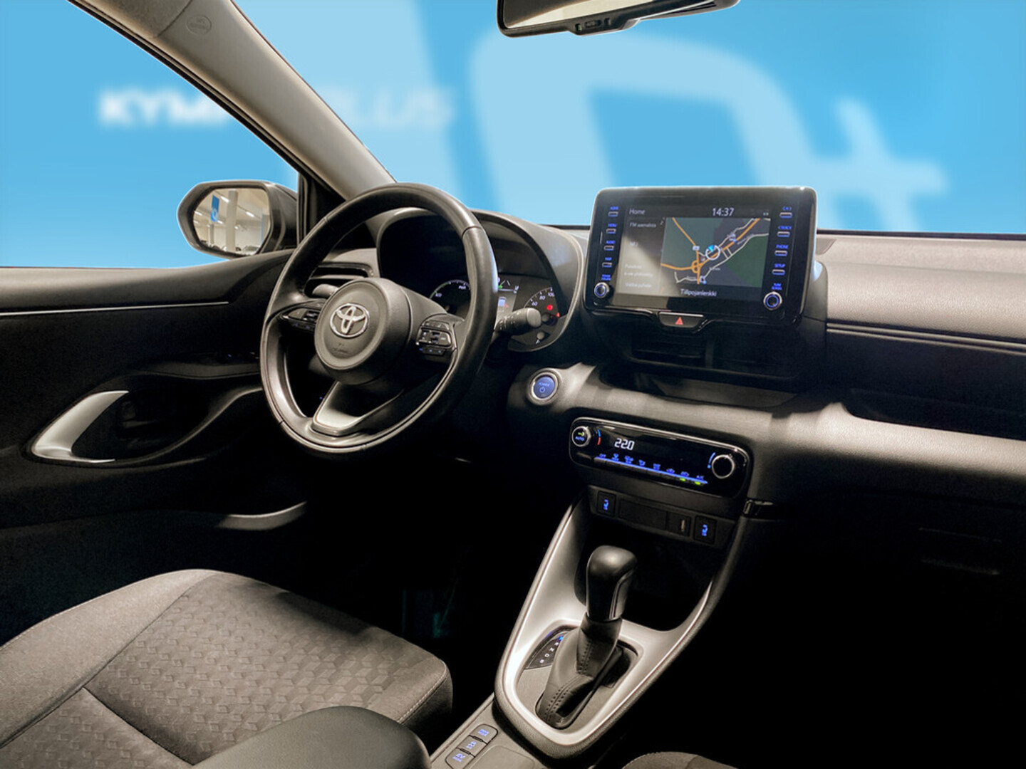 TOYOTA Yaris 2023