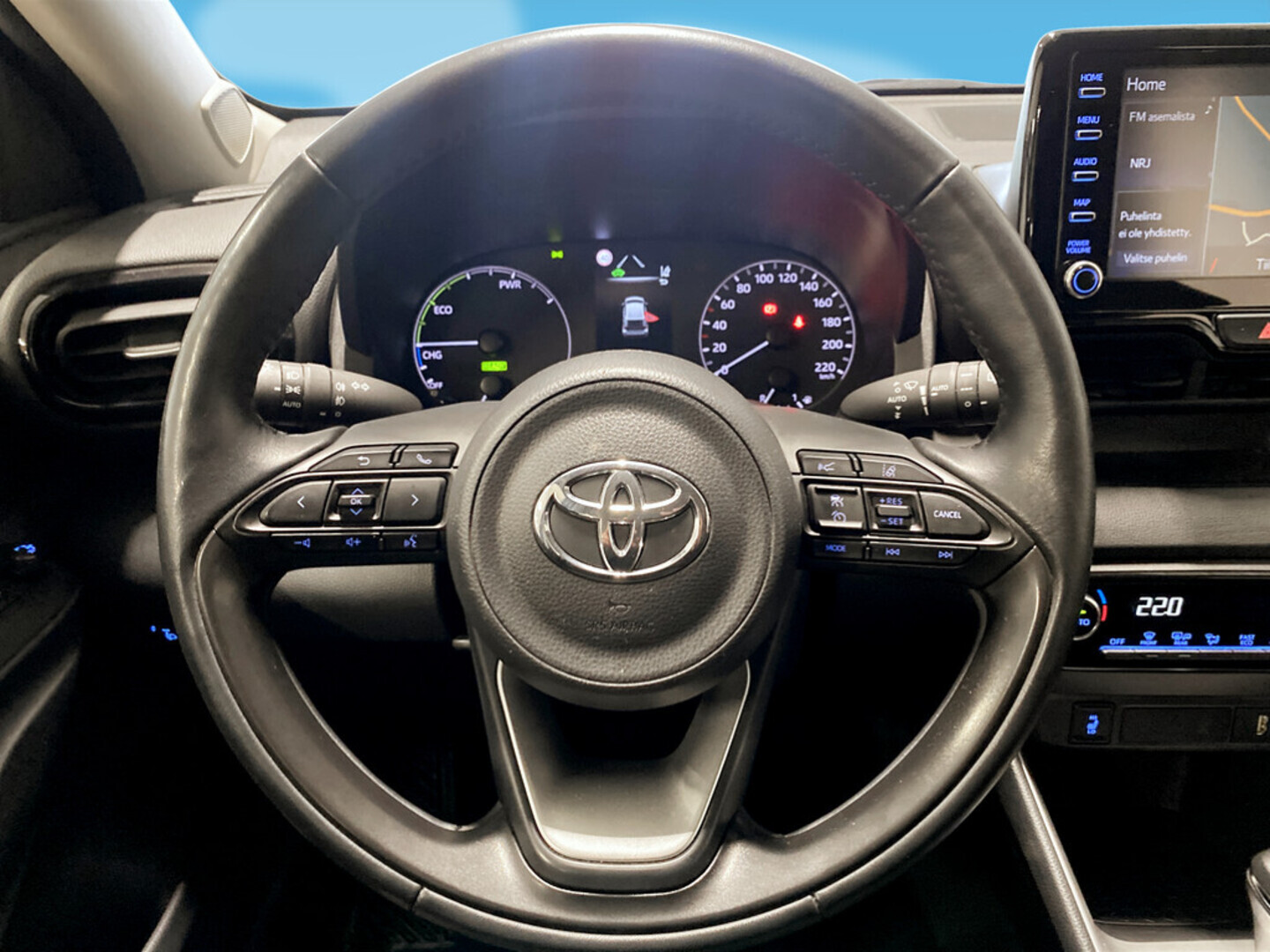TOYOTA Yaris 2023
