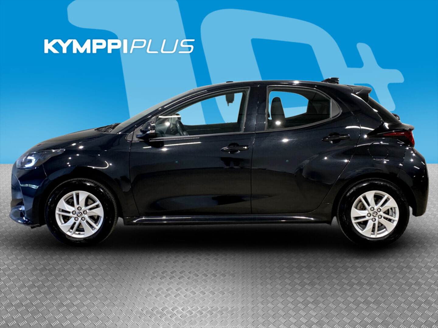 TOYOTA Yaris 2023