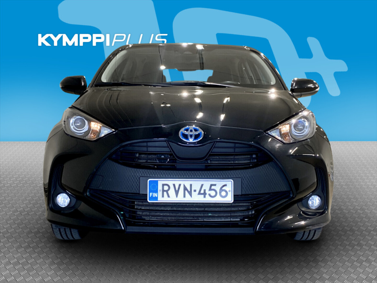 TOYOTA Yaris 2023