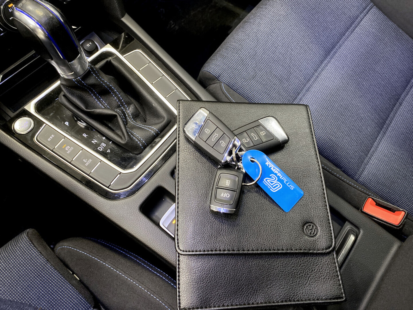 VOLKSWAGEN Passat 2017