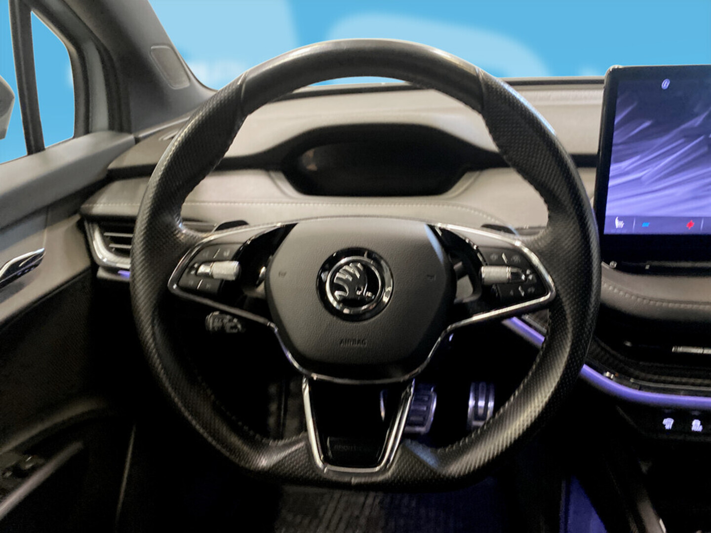 SKODA Enyaq 2023