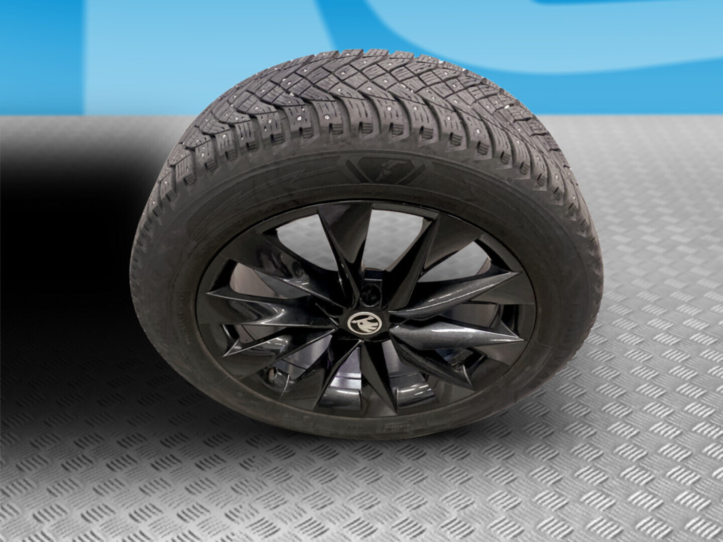 SKODA Enyaq 2023