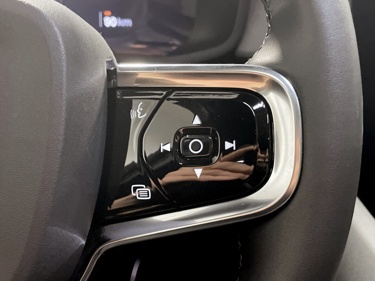 POLESTAR 2 2023