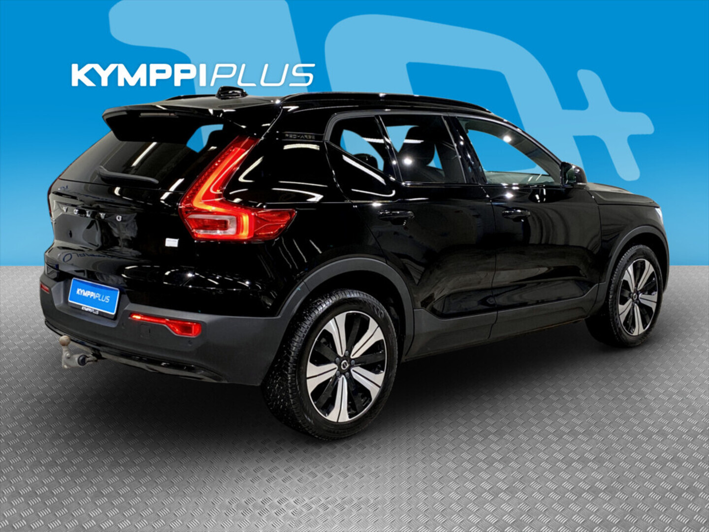 VOLVO XC40 2023