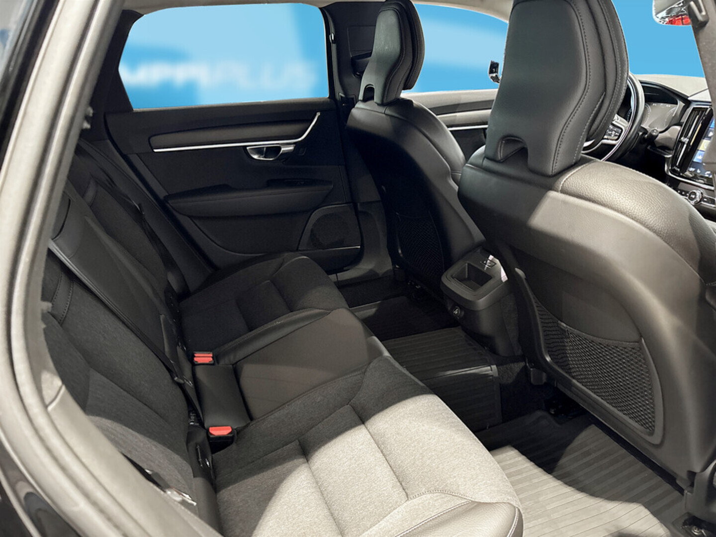 VOLVO V90 Cross Country 2019