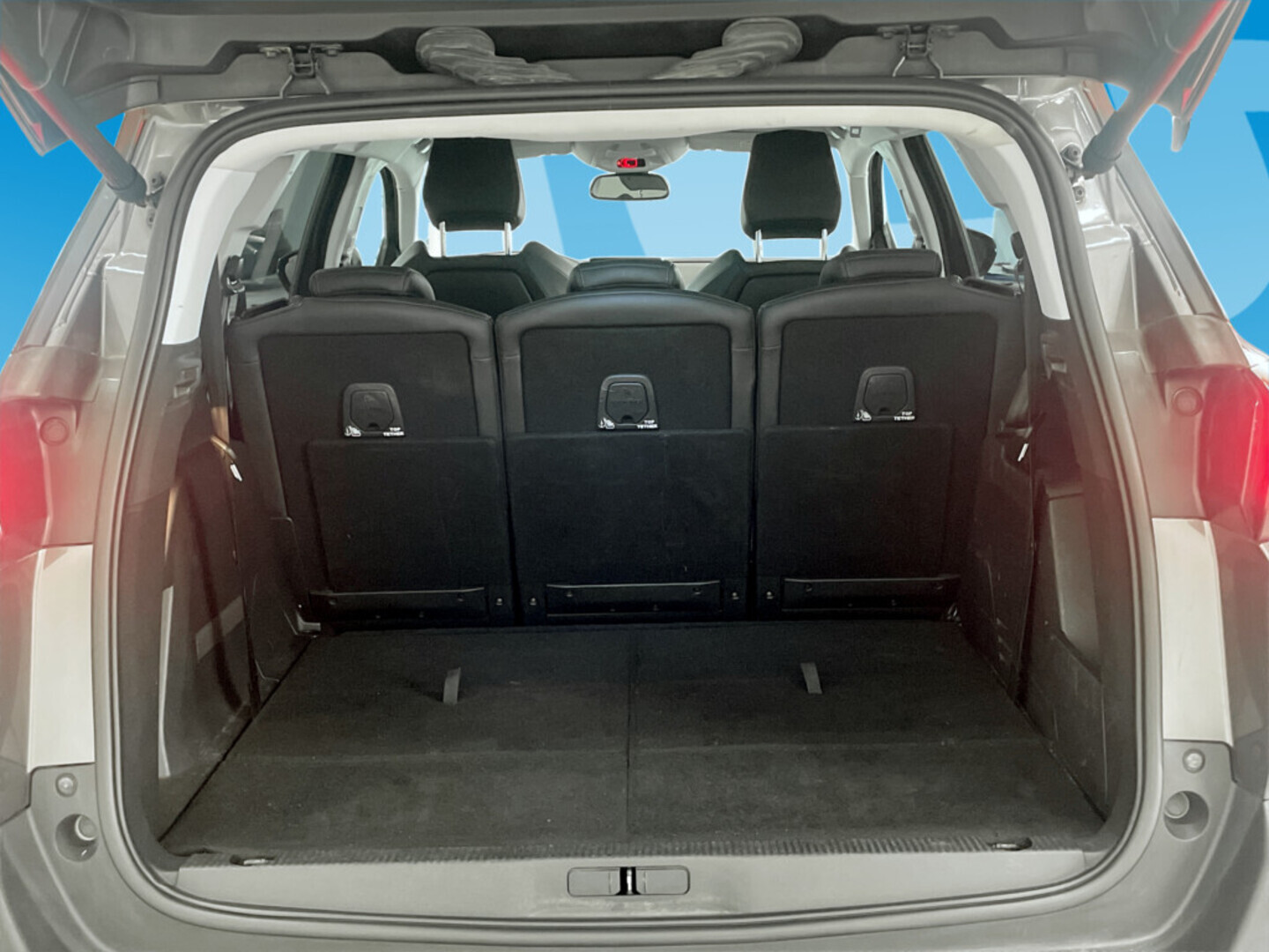 PEUGEOT 5008 2019