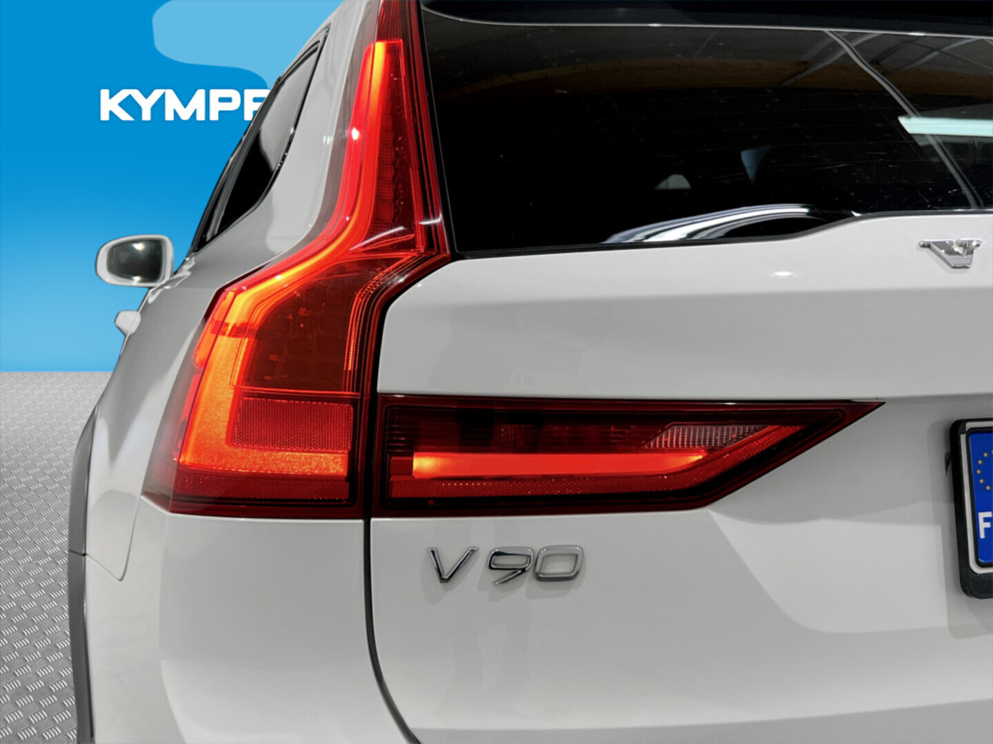 VOLVO V90 Cross Country 2017