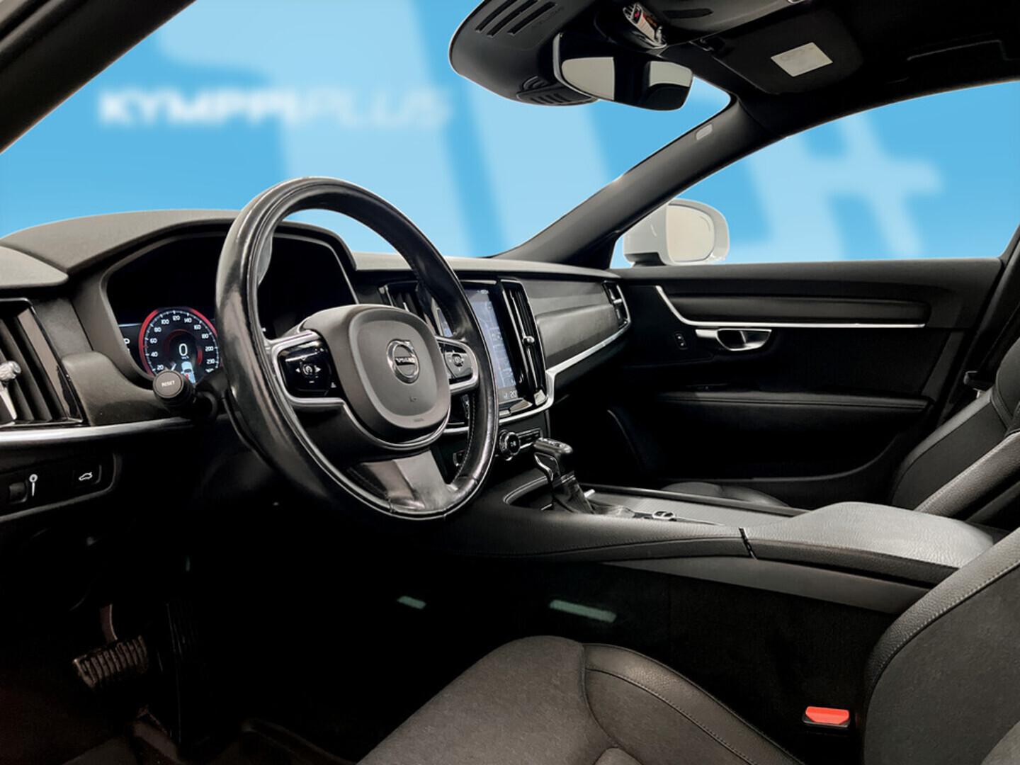 VOLVO V90 Cross Country 2017