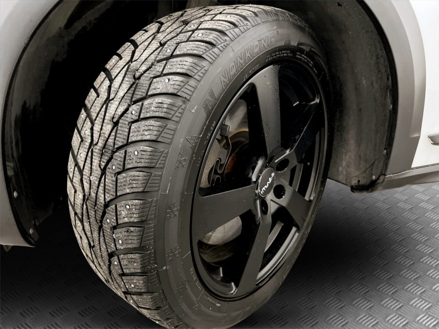 VOLVO V90 Cross Country 2017