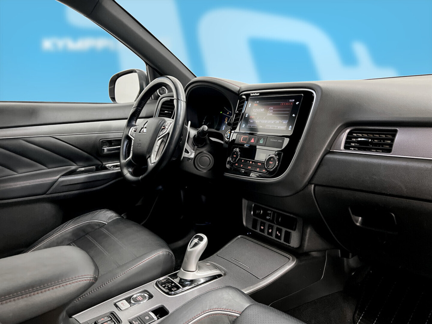 MITSUBISHI Outlander PHEV 2018