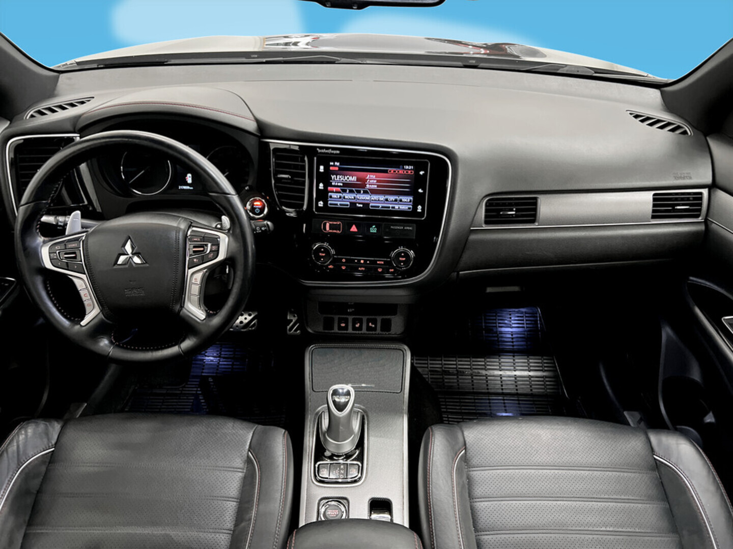 MITSUBISHI Outlander PHEV 2018