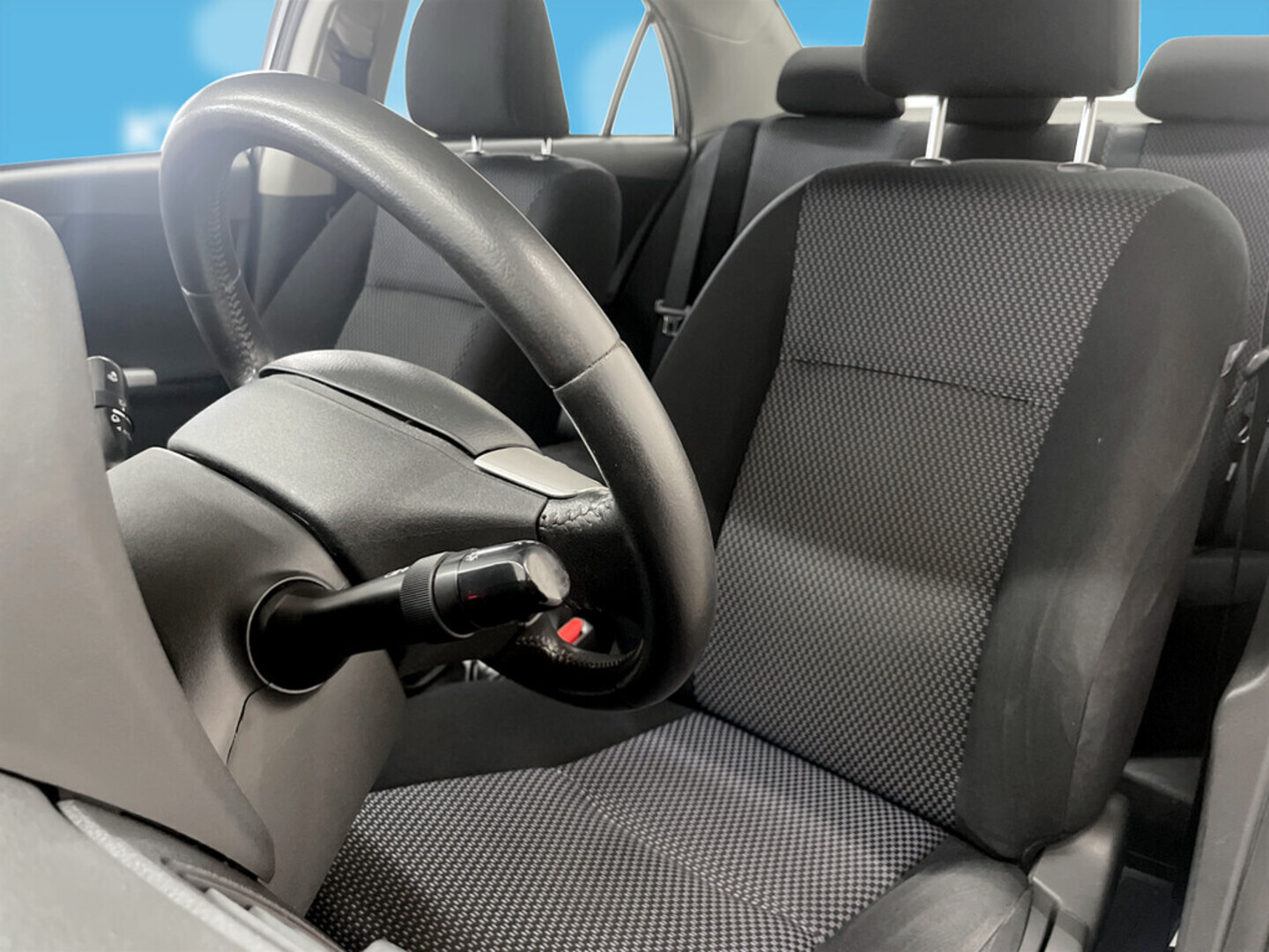 TOYOTA Corolla 2010