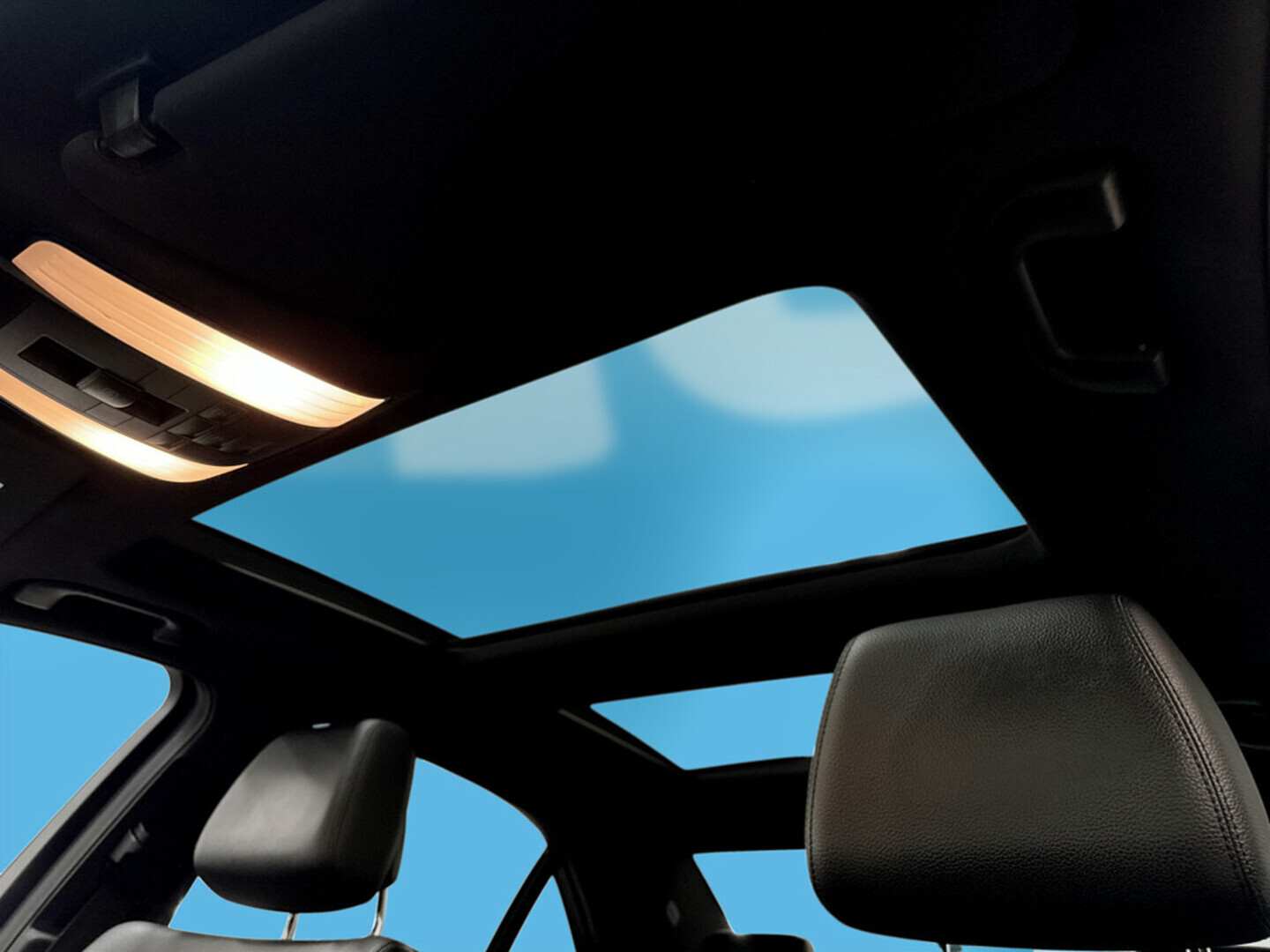 MERCEDES-BENZ E 2012