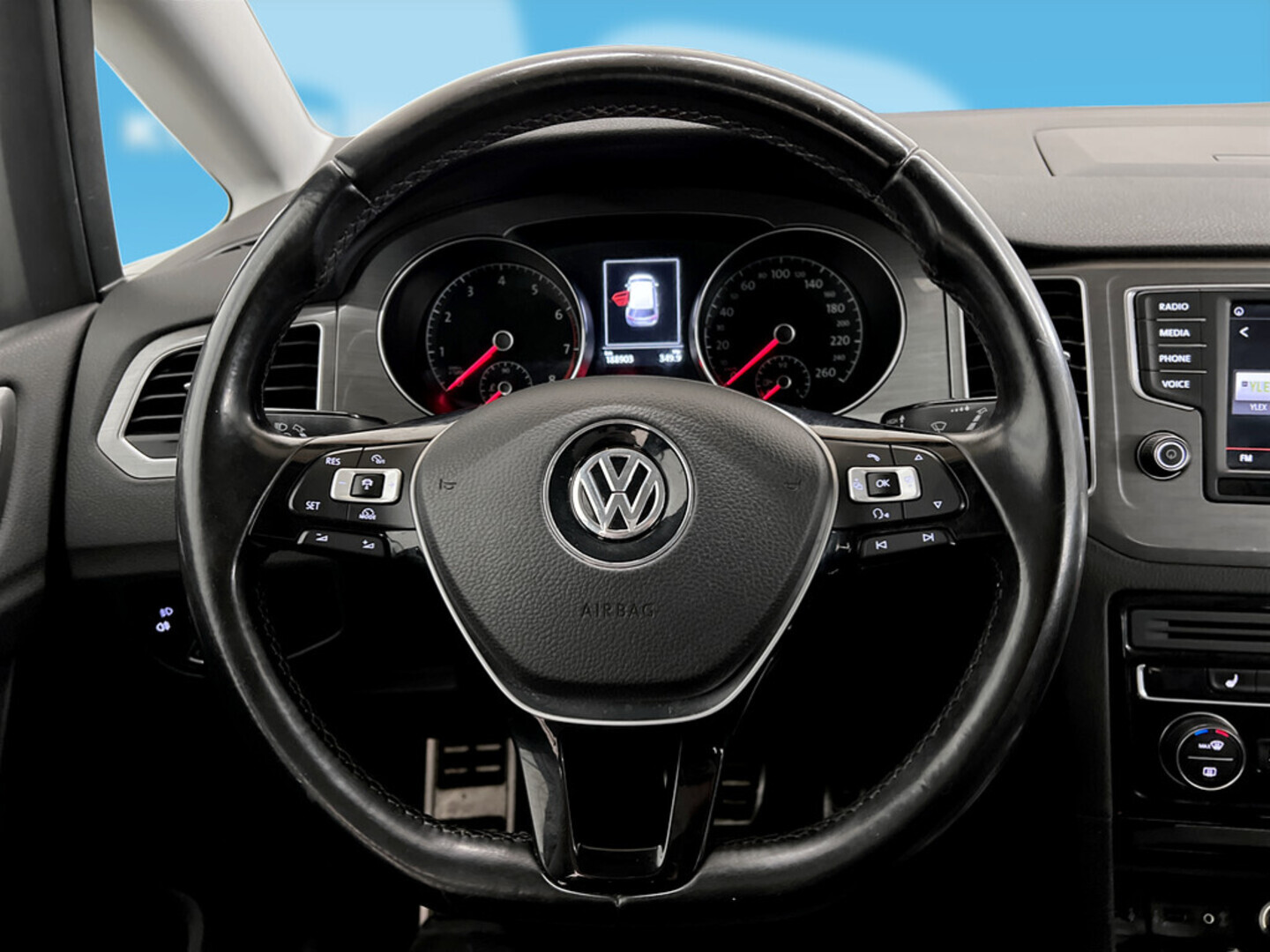 VOLKSWAGEN Golf Sportsvan 2016