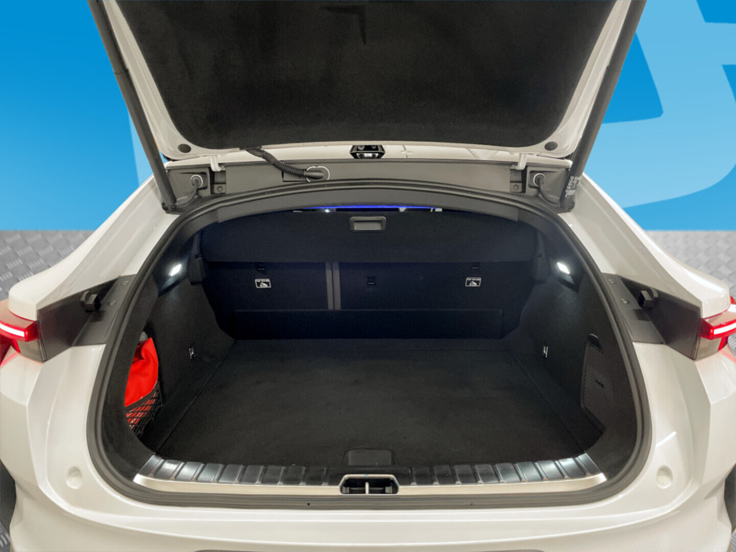 POLESTAR 4 2026