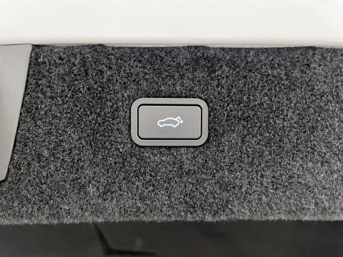 POLESTAR 4 2026