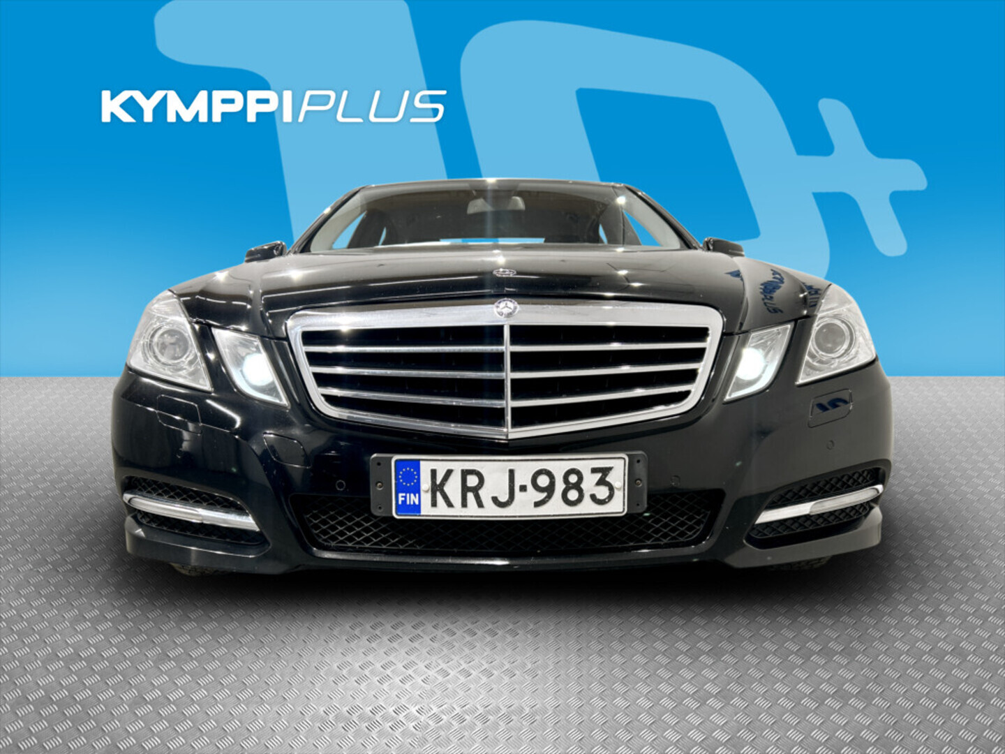 MERCEDES-BENZ E 2011