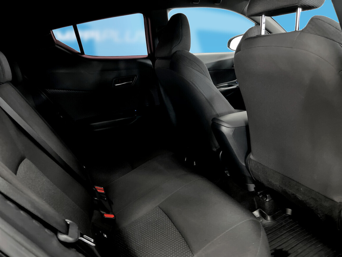 TOYOTA C-HR 2018