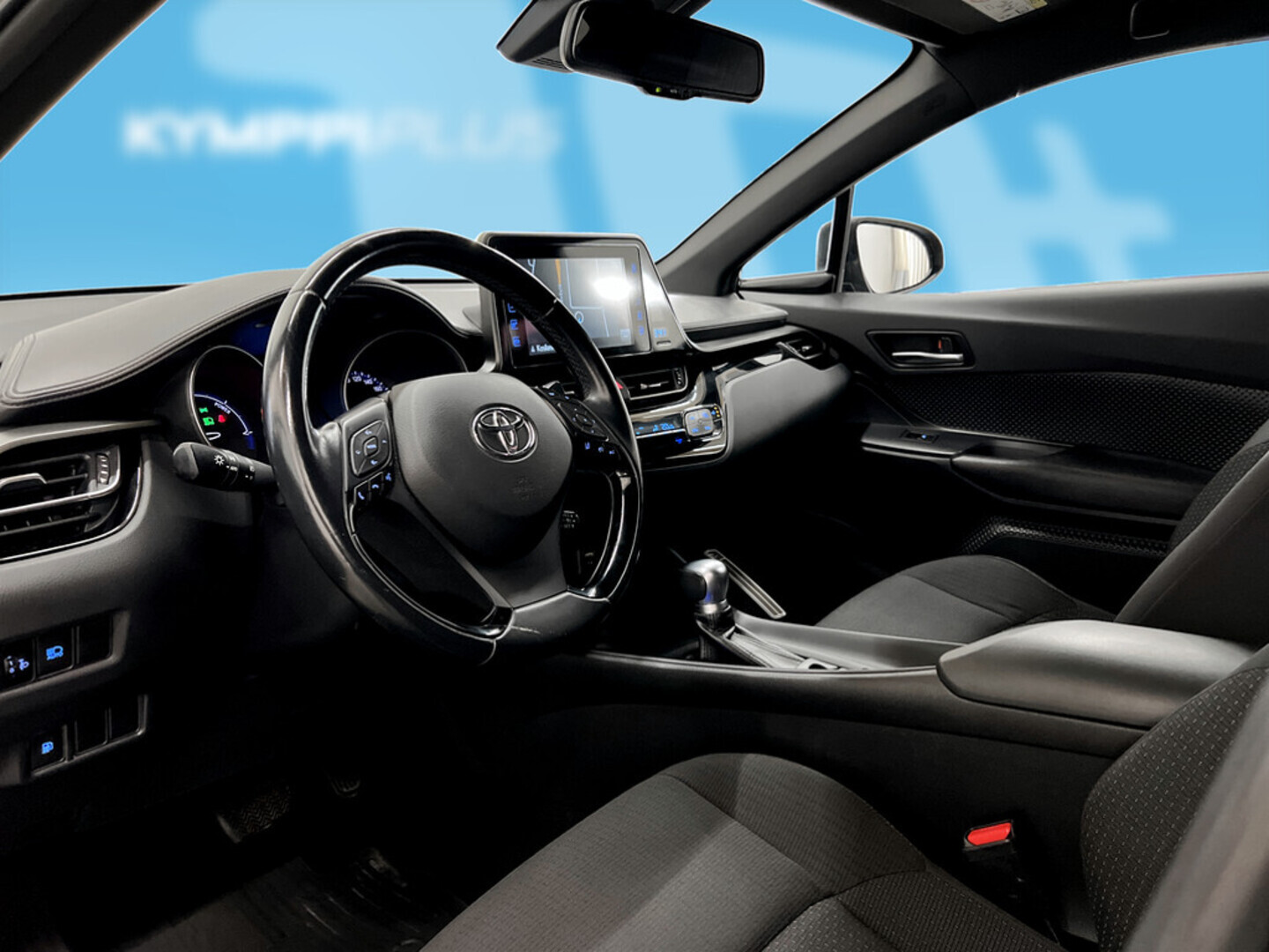TOYOTA C-HR 2018