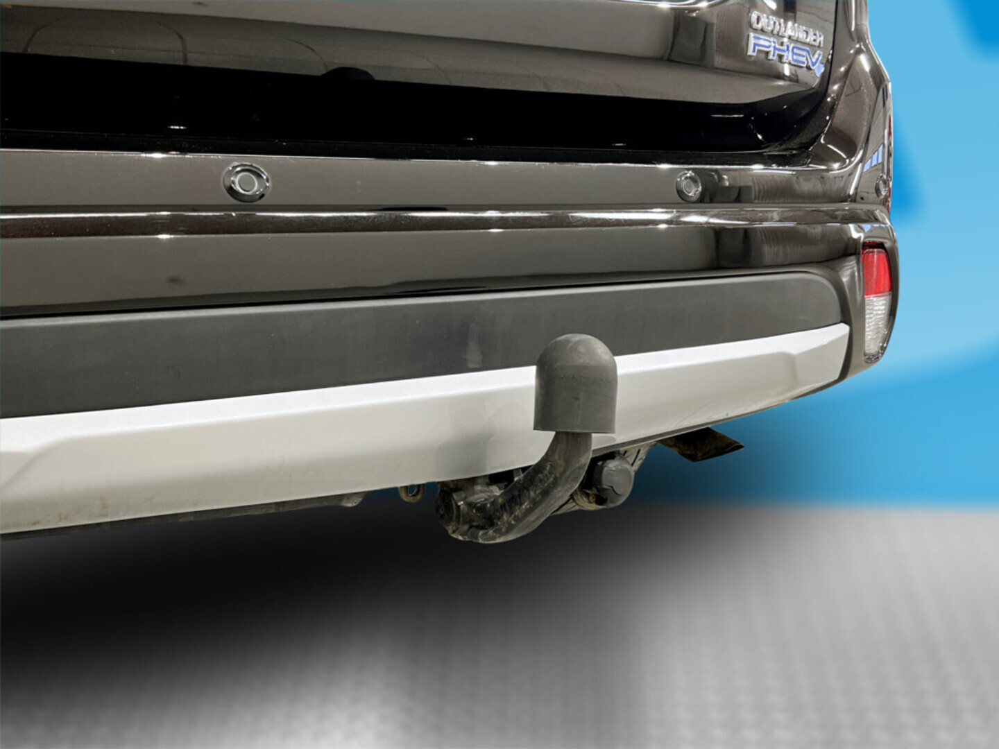 MITSUBISHI Outlander PHEV 2017