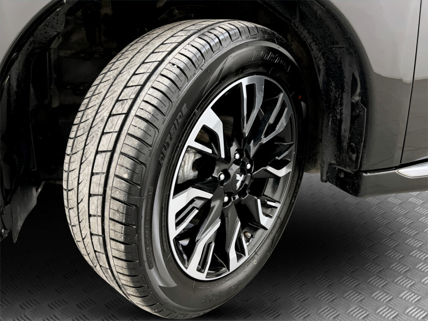 MITSUBISHI Outlander PHEV 2017