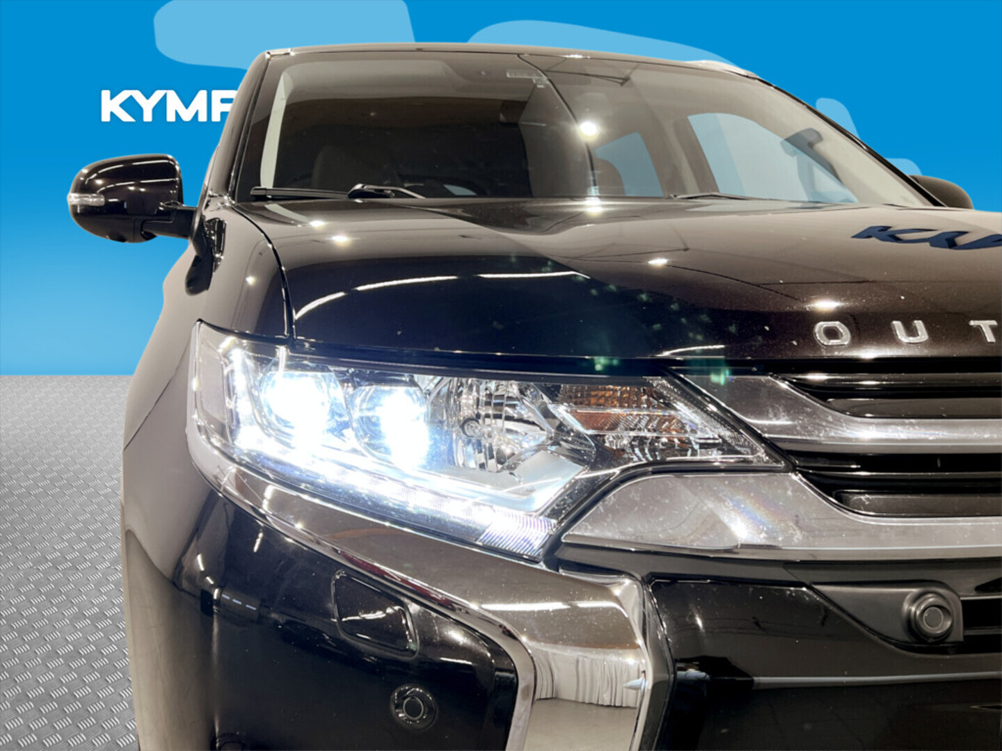 MITSUBISHI Outlander PHEV 2017