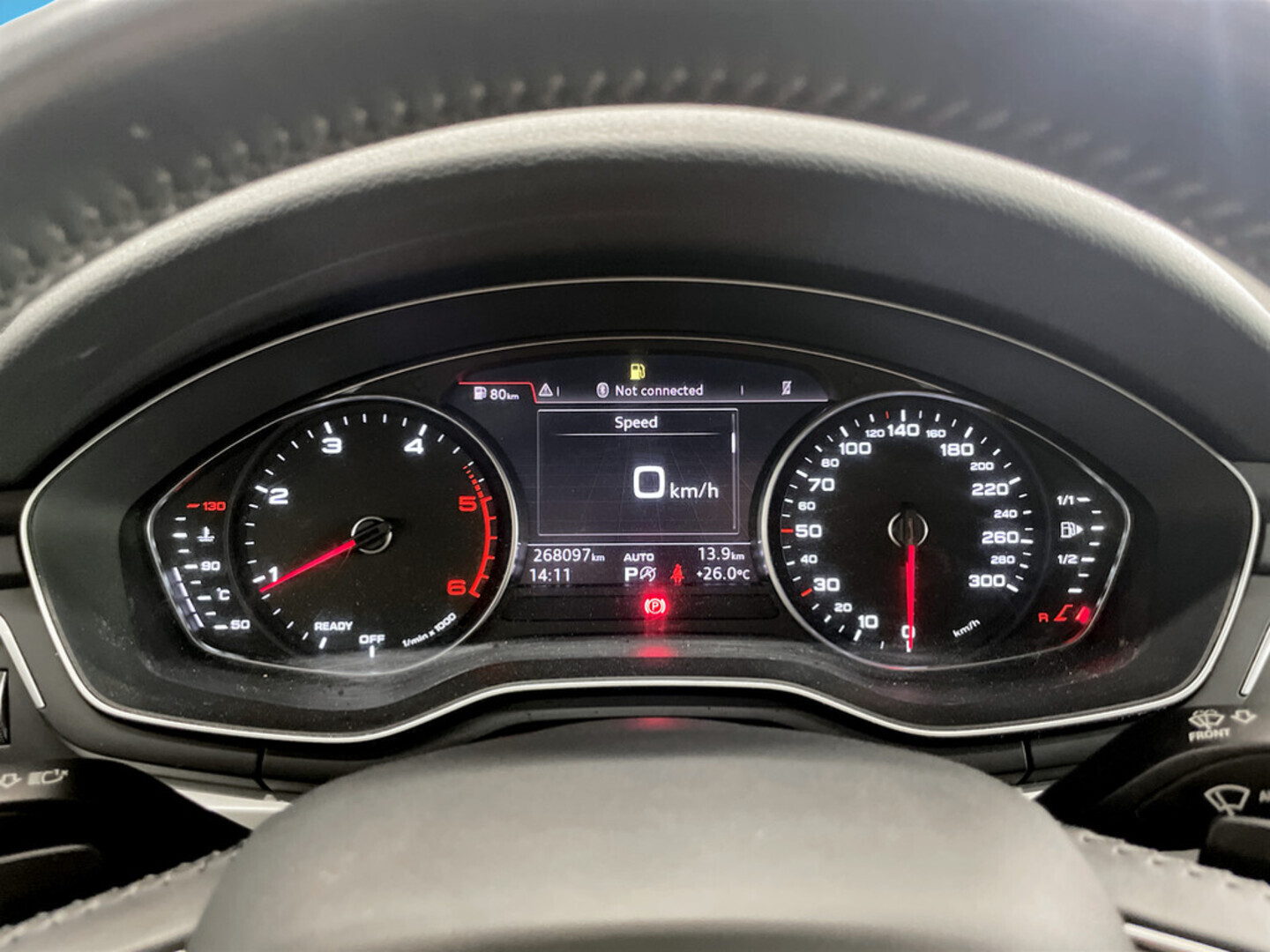 AUDI A4 2016