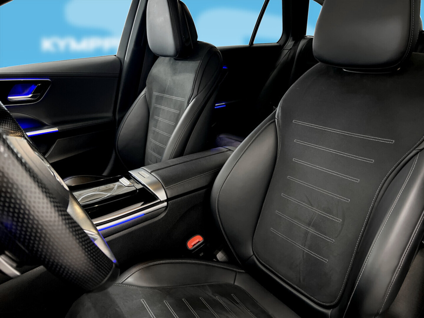 MERCEDES-BENZ C 2022