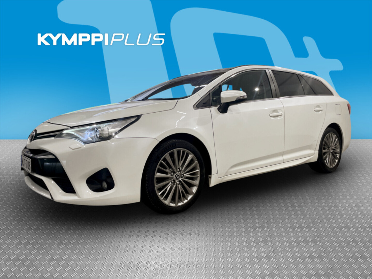 TOYOTA Avensis 2015