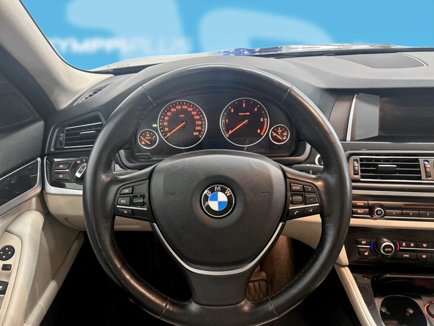 BMW 520 2015