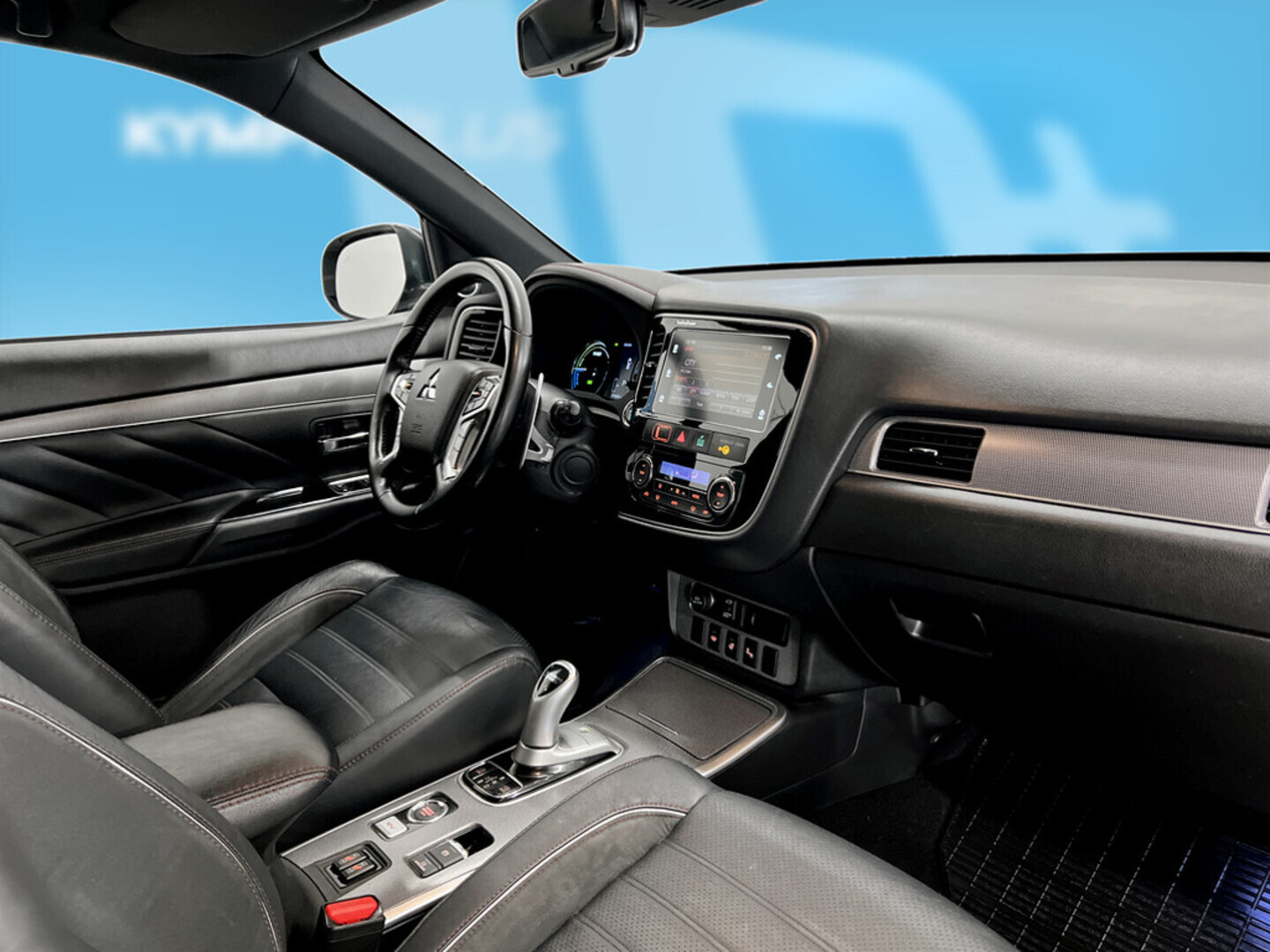 MITSUBISHI Outlander PHEV 2018