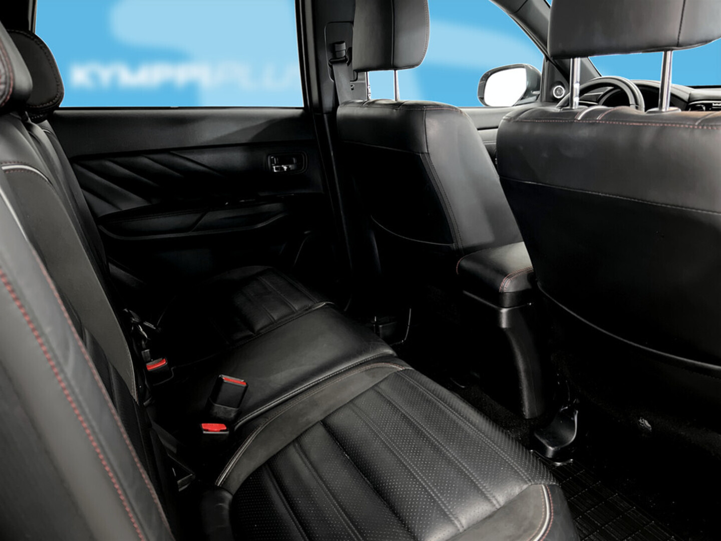 MITSUBISHI Outlander PHEV 2018