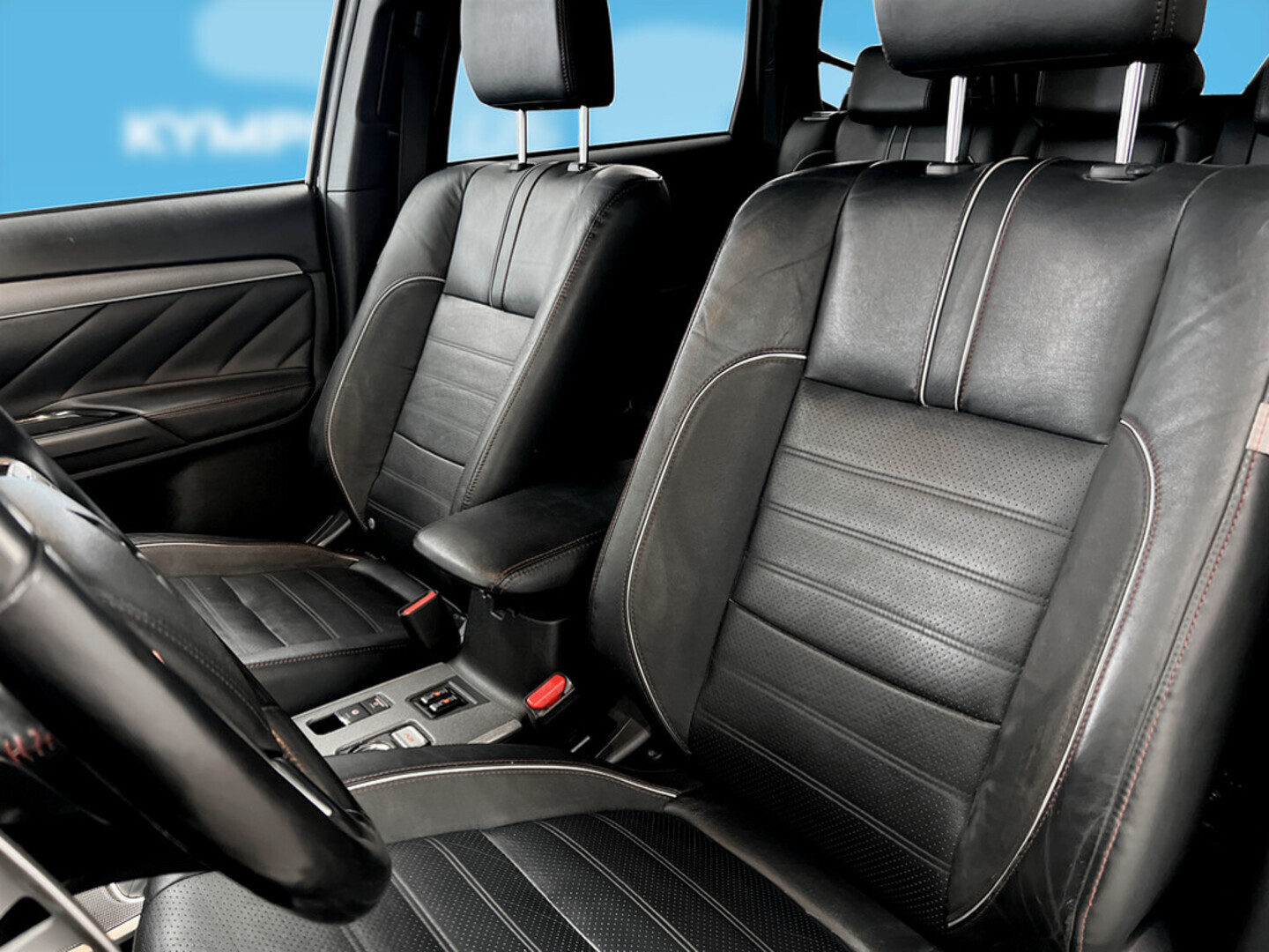 MITSUBISHI Outlander PHEV 2018